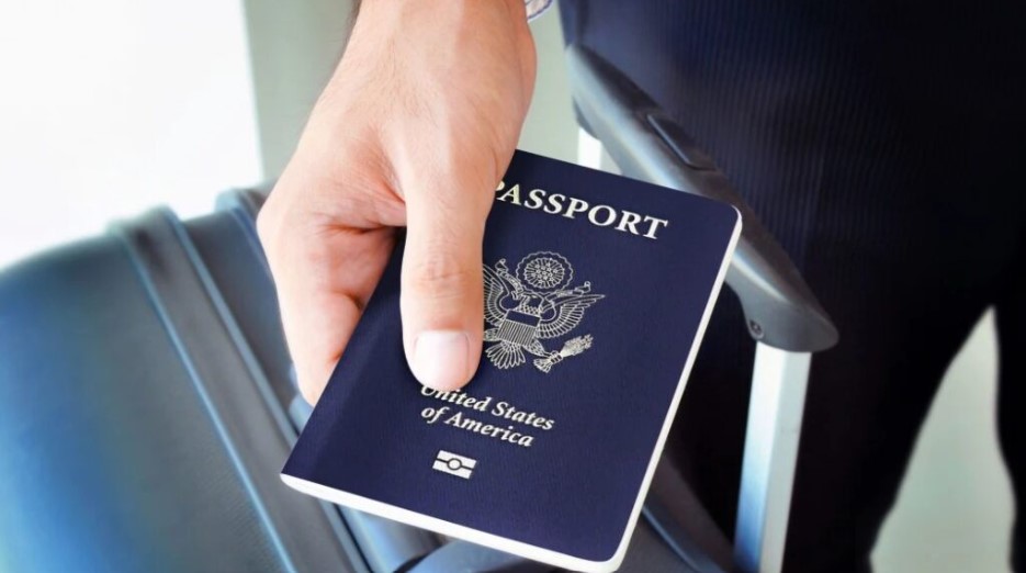 SHBA del për herë të parë nga lista e 10 pasaportave më të fuqishme në botë